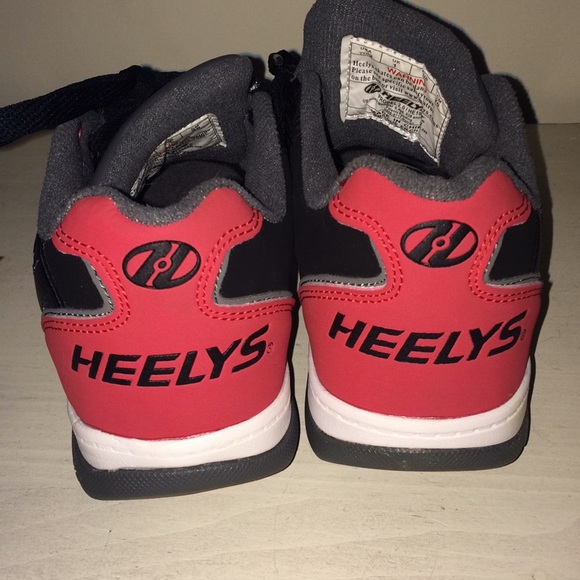 HEELYS - Picture 5 of 8